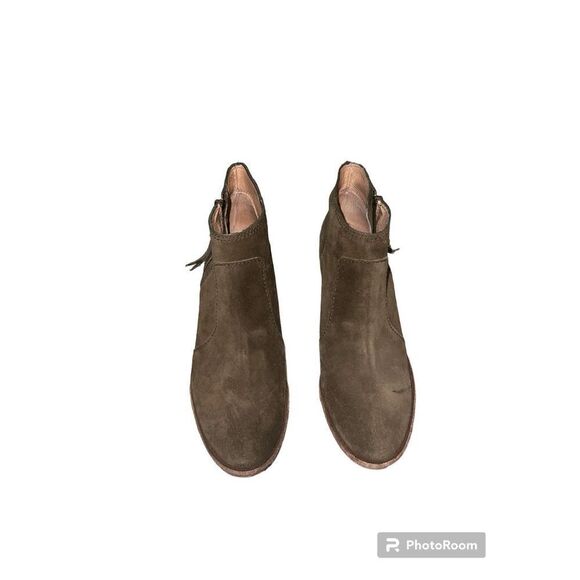 Madewell Shoes - ✨Madewell Janice Ankle Boots Olive Suede Shoes✨